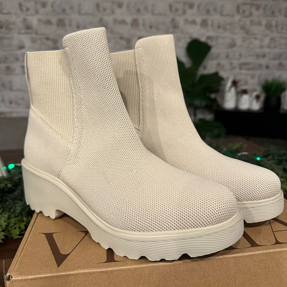 Elegant Cream Ankle Booties